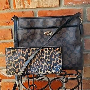 Authentic COACH Cross Body Bag with Free COACH Pouch Purse